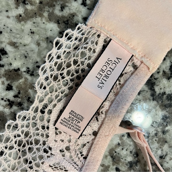 Victoria's Secret bralette - Picture 4 of 5